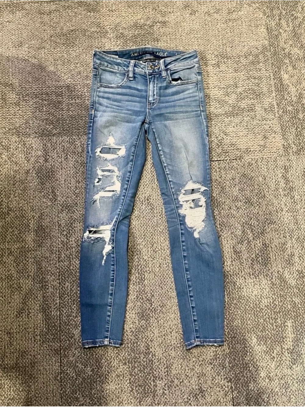 American Eagle Outfitters Ripped Skinny Blue Jeans